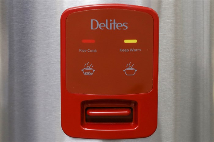 Nồi cơm điện Delites 1.2 lít NCG1201 Màu Đỏ