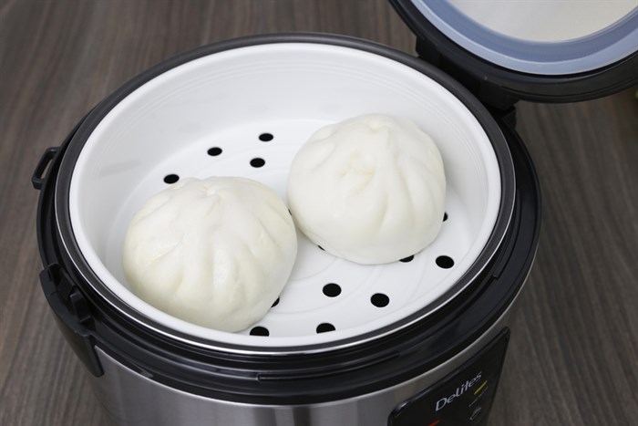 Nồi cơm điện Delites 1.8 lít NCG1804 Màu Đen - Bạc