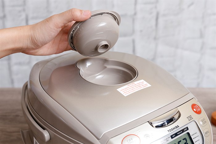 Nồi cơm điện cao tần Toshiba 1 lít RC-10RH(CG)VN Màu Trắng