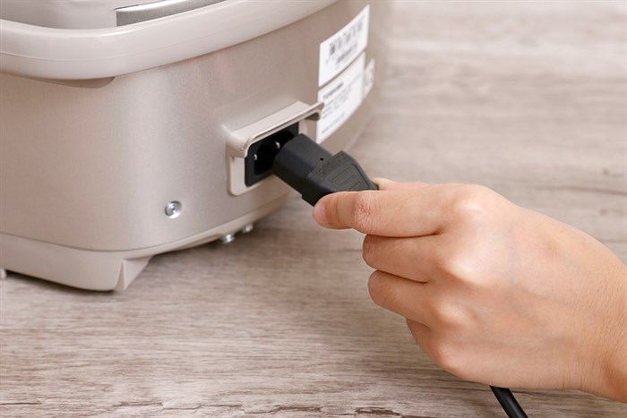 Nồi cơm điện cao tần Toshiba 1 lít RC-10RH(CG)VN Màu Trắng