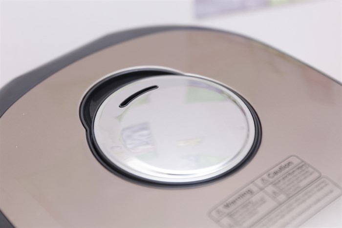 Nồi cơm điện cao tần Hitachi 1.8 lít RZ-JHE18Y Màu Nâu