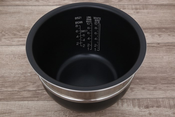 Nồi cơm điện cao tần Zojirushi 1.8 lít NP-BSQ18V-TA Màu Nâu