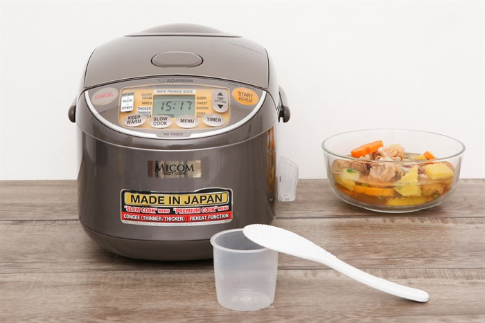 Nồi cơm điện tử Zojirushi 1 lít NS-YSQ10-XJ Màu Xám
