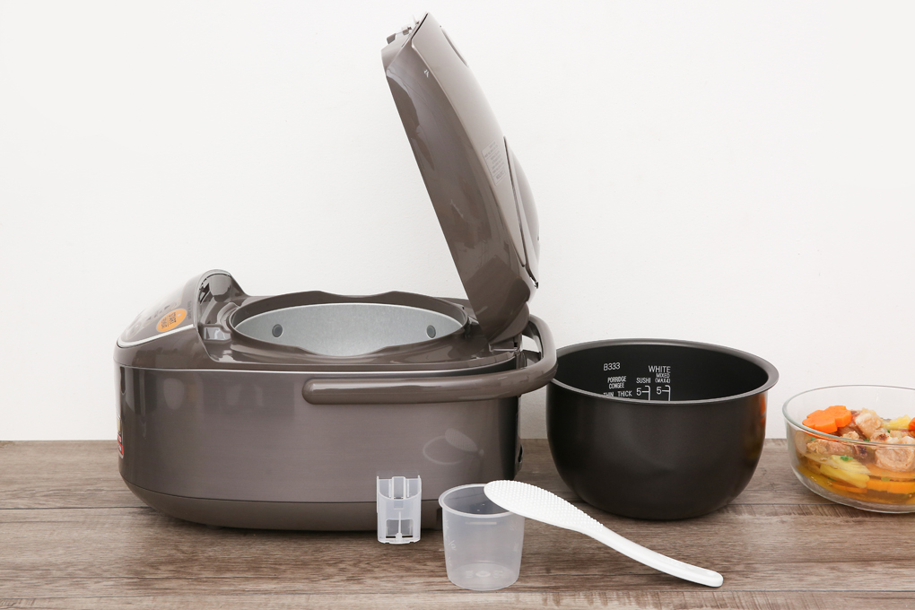 Nồi cơm điện tử Zojirushi 1 lít NS-YSQ10-XJ Màu Xám