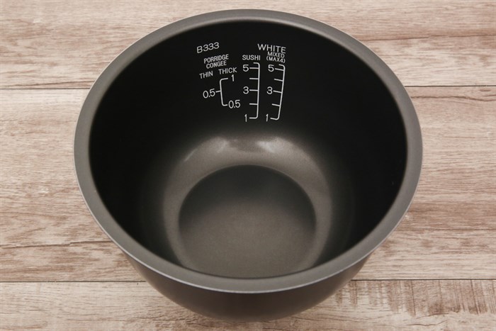 Nồi cơm điện tử Zojirushi 1 lít NS-YSQ10-XJ Màu Xám