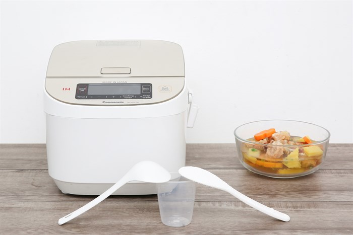 Nồi cơm điện cao tần Panasonic 1.8 lít SR-AFM181WRA Màu Trắng