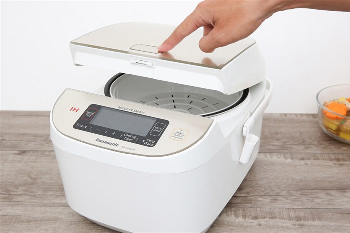 Nồi cơm điện cao tần Panasonic 1.8 lít SR-AFM181WRA Màu Trắng