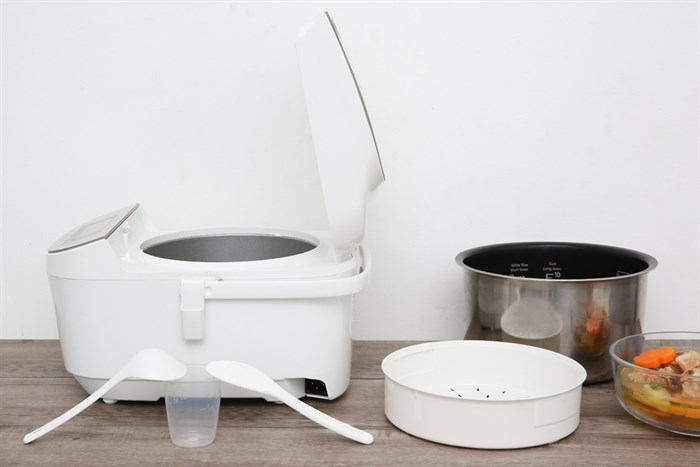 Nồi cơm điện cao tần Panasonic 1.8 lít SR-AFM181WRA Màu Trắng