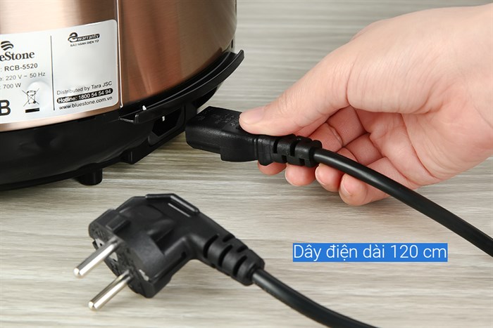 Nồi cơm nắp gài BlueStone 1.8 lít RCB-5520 Màu Vàng đồng