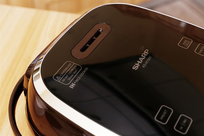 Nồi cơm điện cao tần Sharp 1.8 lít KS-IH190V-GL Màu Nâu