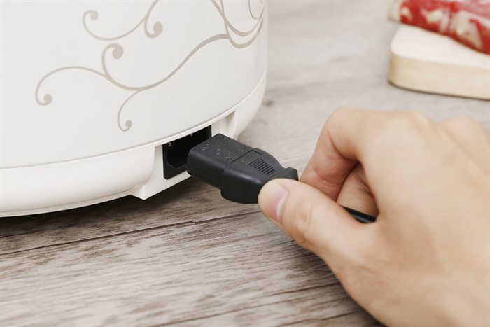 Nồi cơm nắp rời Happycook 1.8 lít HCD-182 Màu Trắng