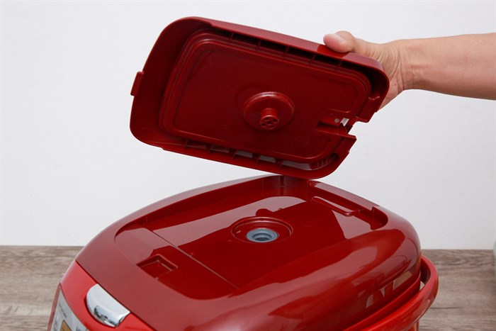 Nồi cơm điện tử Hitachi 1.8 lít RZ-D18VFY Màu Đỏ