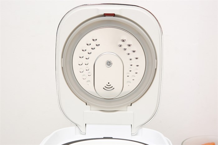 Nồi cơm điện cao tần Tefal 0.7 lít RK604165 Màu Trắng