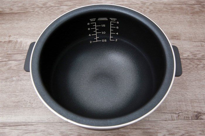 Nồi cơm điện cao tần Bluestone 1.5 lít RCB-5987 Màu Nâu