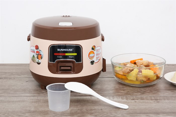 Nồi cơm nắp gài Sunhouse 1 lít SHD8208C Màu Cà phê