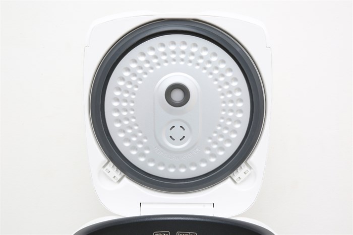 Nồi cơm điện tử Panasonic 1.8 lít SR-CP188NRA Màu Trắng