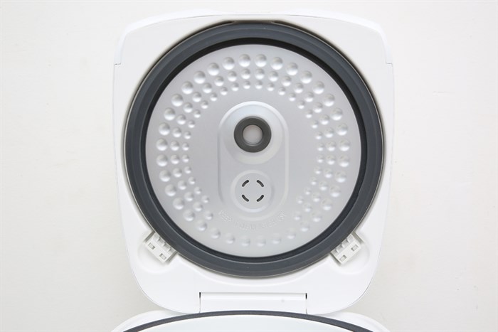 Nồi cơm điện tử Panasonic 1.8 lít SR-CL188WRA Màu Trắng