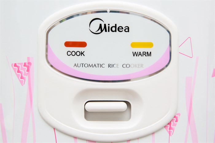 Nồi cơm nắp gài Midea 1.5 lít MR-CM1533 Màu Trắng