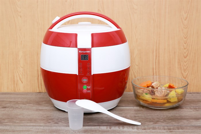 Nồi cơm nắp gài Kangaroo 1.8 lít KG835 Màu Trắng - Đỏ