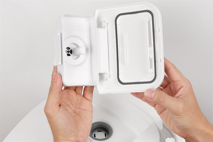 Nồi cơm điện tử Toshiba 1.8 lít RC-18DH2PV(W) Màu Trắng