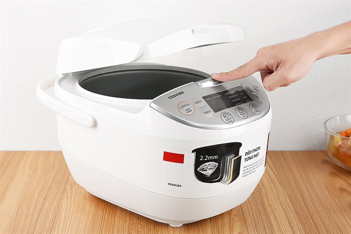 Nồi cơm điện tử Toshiba 1.8 lít RC-18DH2PV(W) Màu Trắng