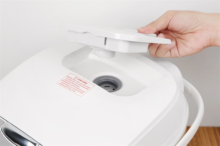 Nồi cơm điện tử Toshiba 1.8 lít RC-18DH2PV(W) Màu Trắng