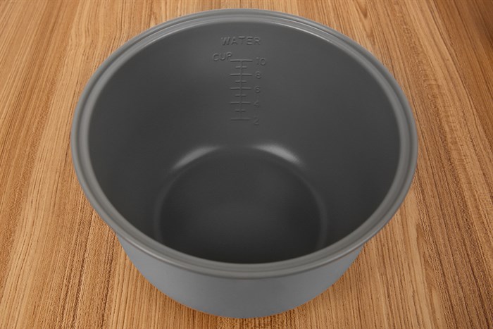 Nồi cơm nắp gài Toshiba 1.8 lít RC-18JH2PV(B) Màu Trắng - Xanh