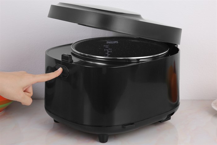 Nồi cơm cao tần Philips 1.5 lít HD4528 Màu Đen