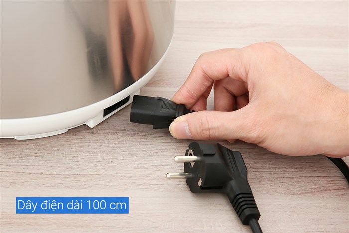 Nồi cơm nắp gài Kangaroo 1.8 lít KG18RC3 Màu Trắng