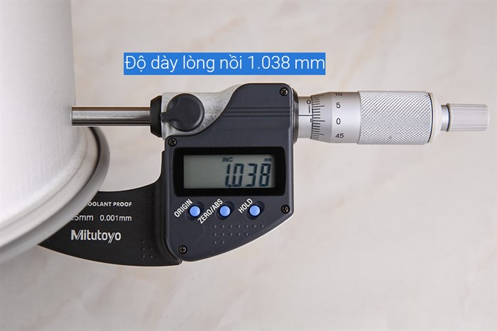 Nồi cơm nắp gài Sharp 1.8 lít KS-183TJV-CH Màu Trắng