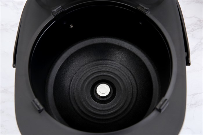 Nồi cơm cao tần Sharp 1.8 lít KS-IH191V-BK Màu Đen