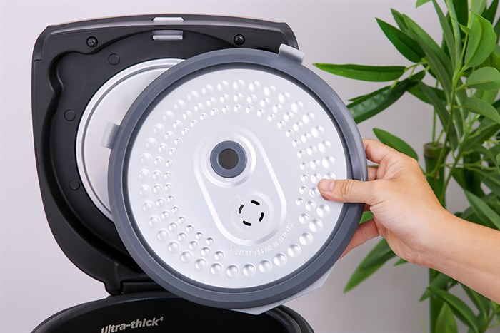 Nồi cơm điện tử Midea 1.8 lít MB-FS5023 Màu Vàng đồng