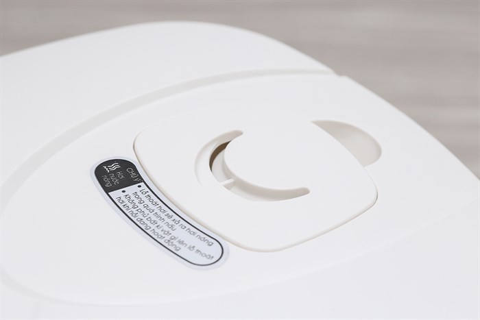 Nồi cơm điện nắp gài Kangaroo KG829 2.2 lít Màu Trắng