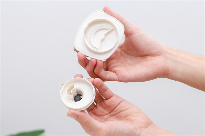 Nồi cơm điện nắp gài Kangaroo KG829 2.2 lít Màu Trắng