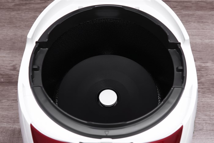 Nồi cơm điện tử áp suất Cuckoo 1.08 lít CRP-N0601F Màu Trắng - Đỏ