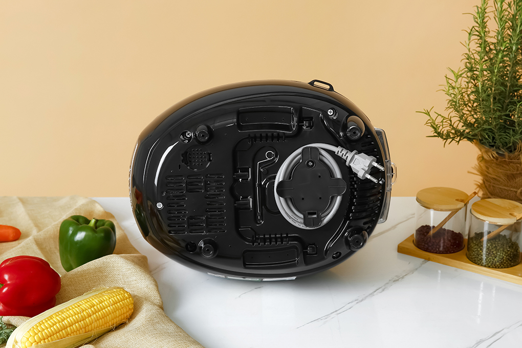 Nồi cơm áp suất cao tần Cuckoo 1.8 lít CRP-HUS1000F Màu Đen - Đỏ