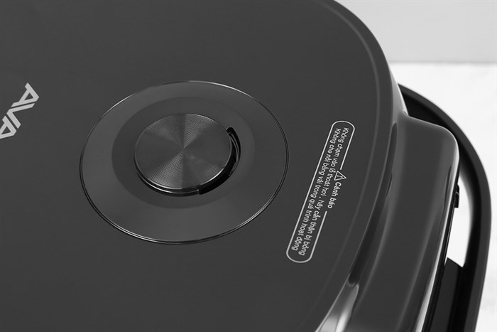 Nồi cơm điện tử AVA 1.8 lít TP40-CT01E Màu Đen hồng