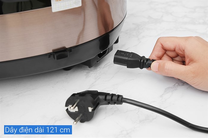 Nồi cơm điện tử Kangaroo 1.8 lít KG18DR8 Màu Đen - Vàng đồng