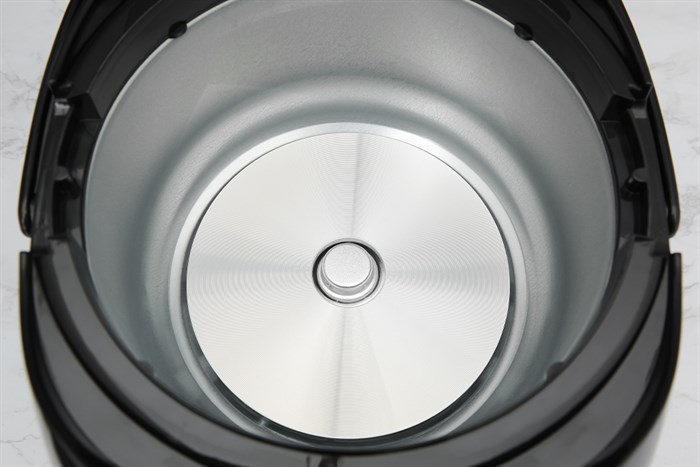 Nồi cơm điện tử Kangaroo 1.8 lít KG18DR8 Màu Đen - Vàng đồng