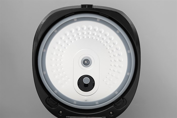 Nồi cơm điện tử Kangaroo 1.8 lít KG18DR8 Màu Đen - Vàng đồng