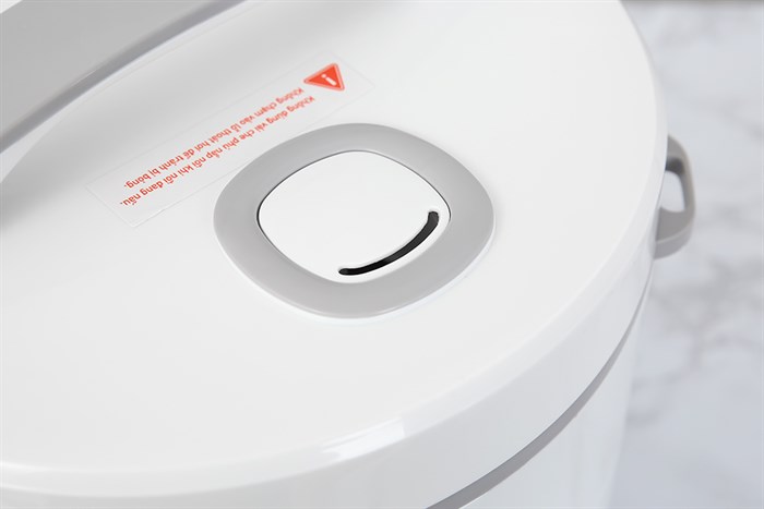 Nồi cơm nắp gài Mishio 1.8 lít MK-248 Màu Trắng - Xám