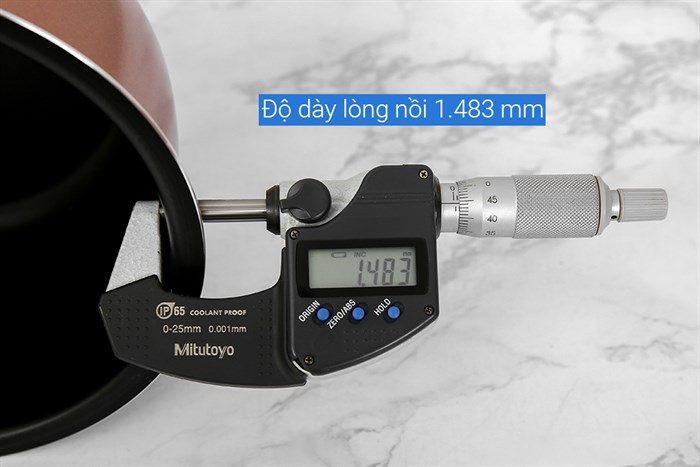 Nồi cơm nắp gài Mishio 0.8 lít MK-233 Màu Trắng