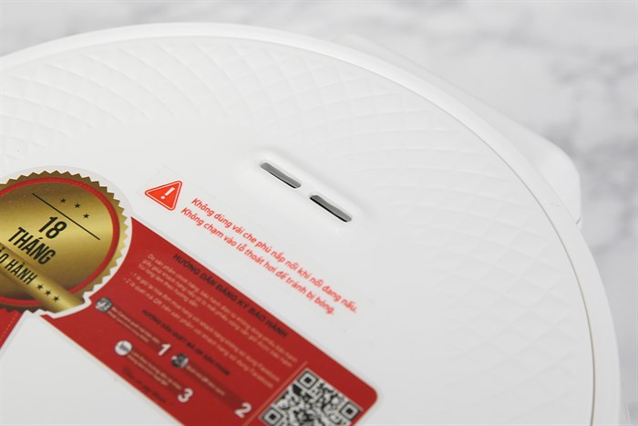 Nồi cơm nắp gài Mishio 0.8 lít MK-233 Màu Trắng