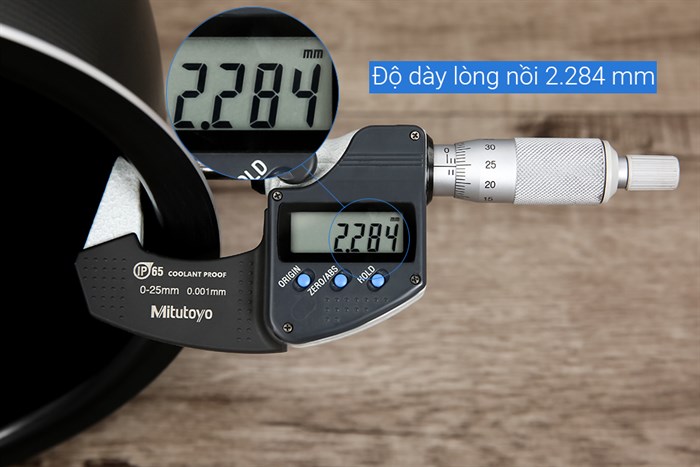 Nồi cơm điện tử Tefal 1.8 lít RK752168 Màu Trắng