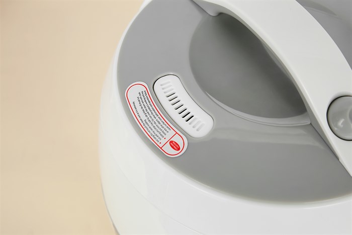 Nồi cơm nắp gài AVA 1 lít JRC-100P Màu Trắng