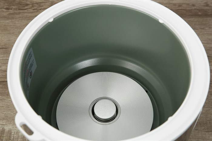 Nồi cơm nắp gài Hommy 1.8 lít JRC-180K Màu Bạc