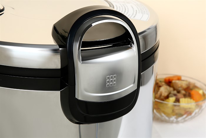 Nồi cơm công nghiệp nắp gài Cuckoo 6.3 lít CR-3521/BKSTVNCV Màu Đen
