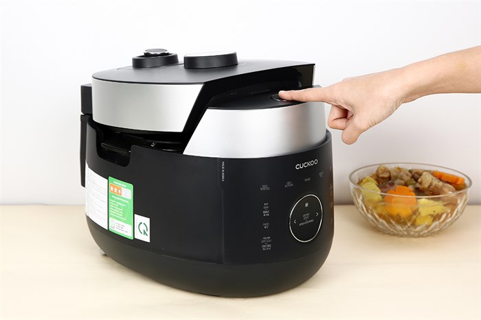 Nồi cơm áp suất cao tần Cuckoo 1.08 lít CRP-LHTR0609F/BKSIVNCV Màu Đen