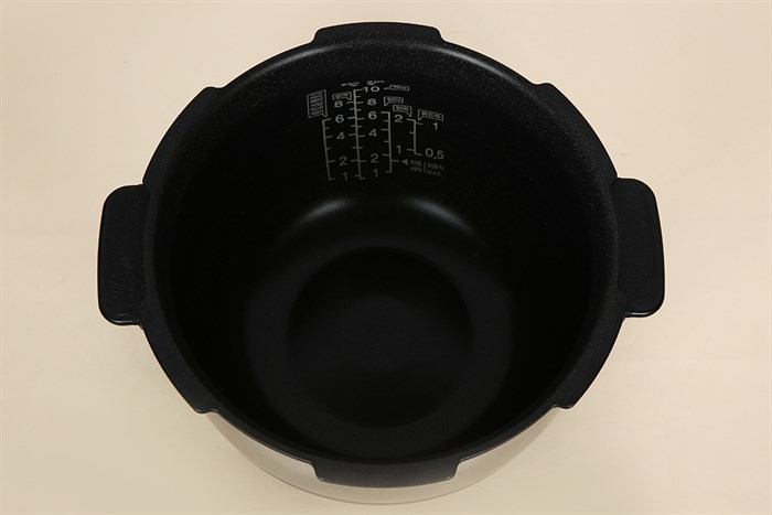 Nồi cơm áp suất cao tần Cuckoo 1.8 lít CRP-LHTR1009F/BKSIVNCV Màu Đen