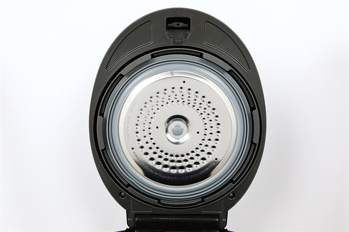 Nồi cơm điện tử áp suất Cuckoo 1.8 lít CRP-RT1008F/BKTSVNCV Màu Đen